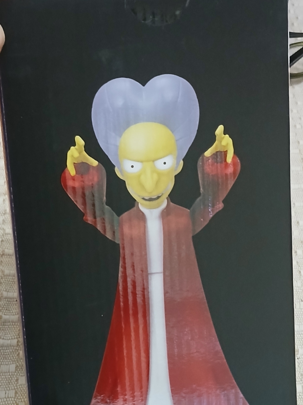 The Simspons - Deluxe Vampire Mr Burns Action Figure In Coffin. New NIB - Picture 10 of 10